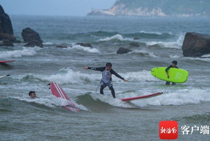 哈马斯领导人:将在开罗就停火建议进行讨论
